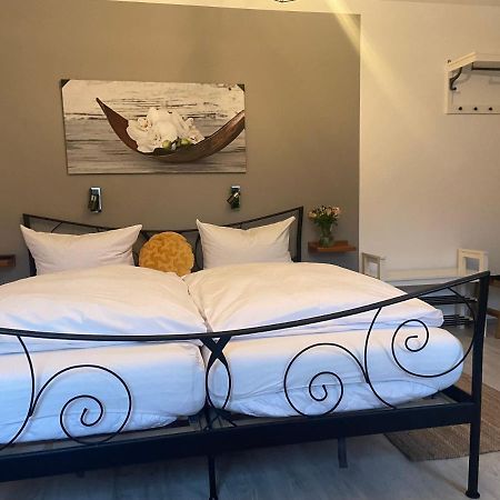 Hotel-Gasthof Gruener Hof ฟรายซิง ภายนอก รูปภาพ