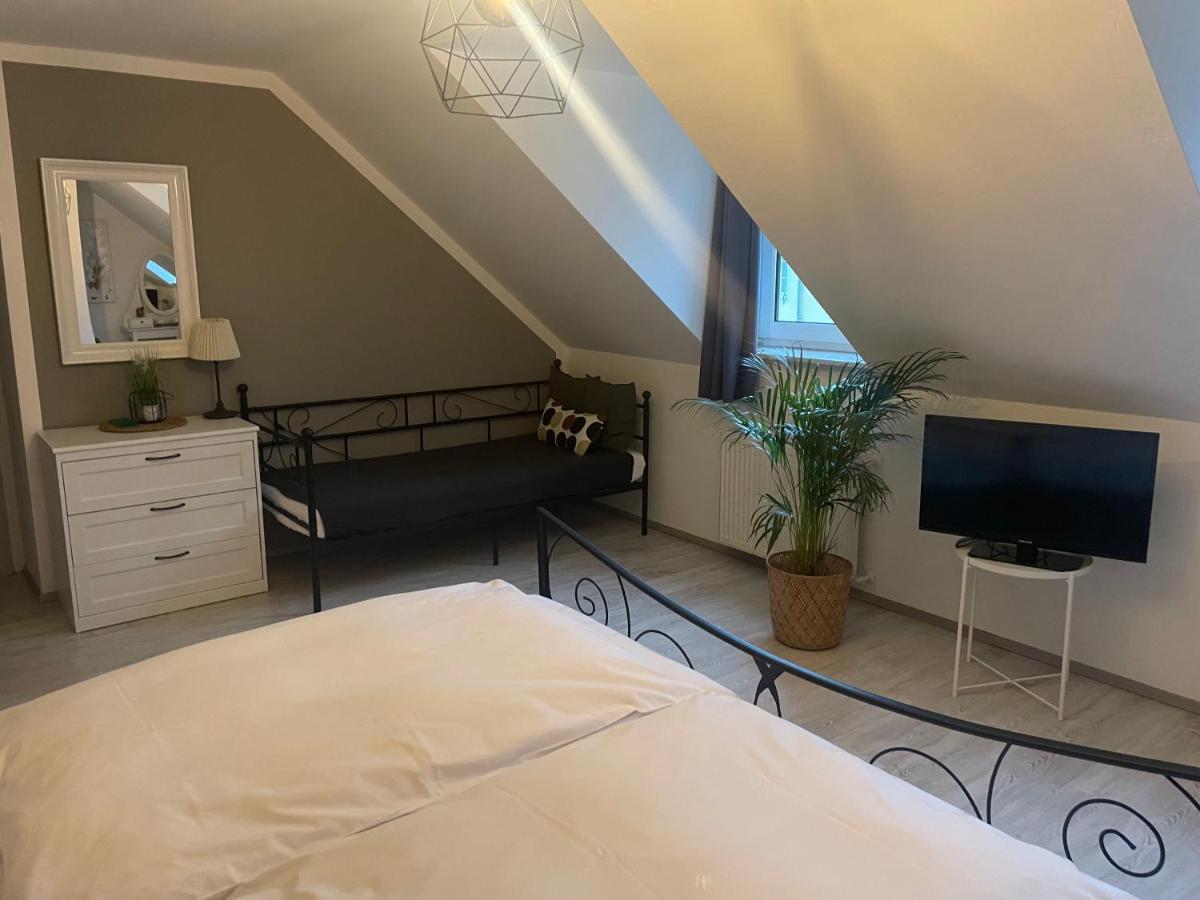 Hotel-Gasthof Gruener Hof ฟรายซิง ภายนอก รูปภาพ